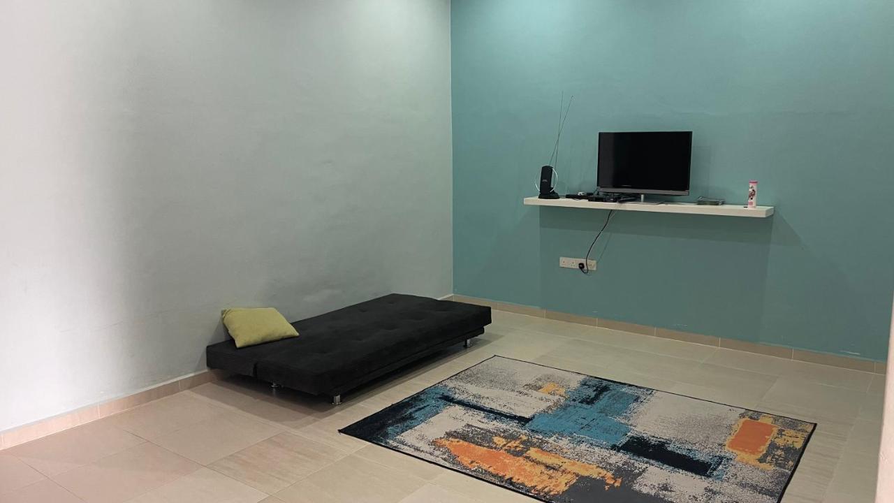 Nikmat Homestay Riyadh Kampong Tuan Mandak Exteriör bild