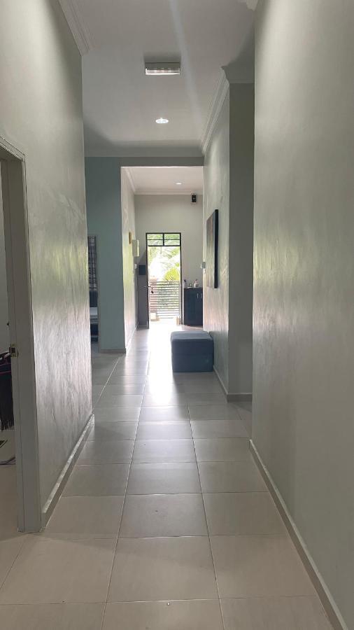 Nikmat Homestay Riyadh Kampong Tuan Mandak Exteriör bild